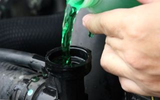 Замена охлаждающей жидкости автомобиля