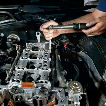 Диагностика и ремонт двигателя автомобиля